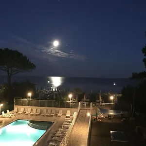 Florida Apartmanhotel